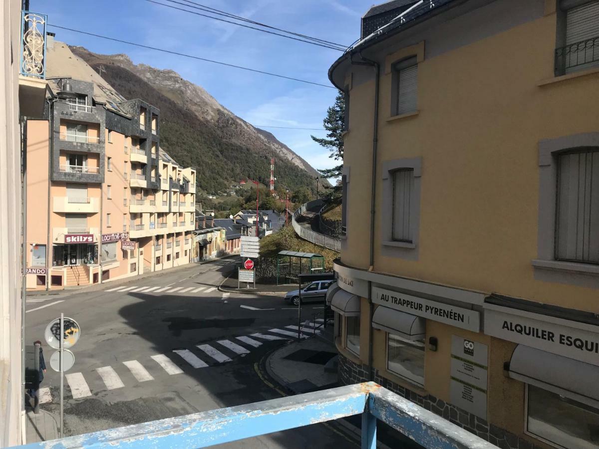 T2 + alcove 4 pers au pied du télécabine avec parking couvert Cauterets Extérieur photo